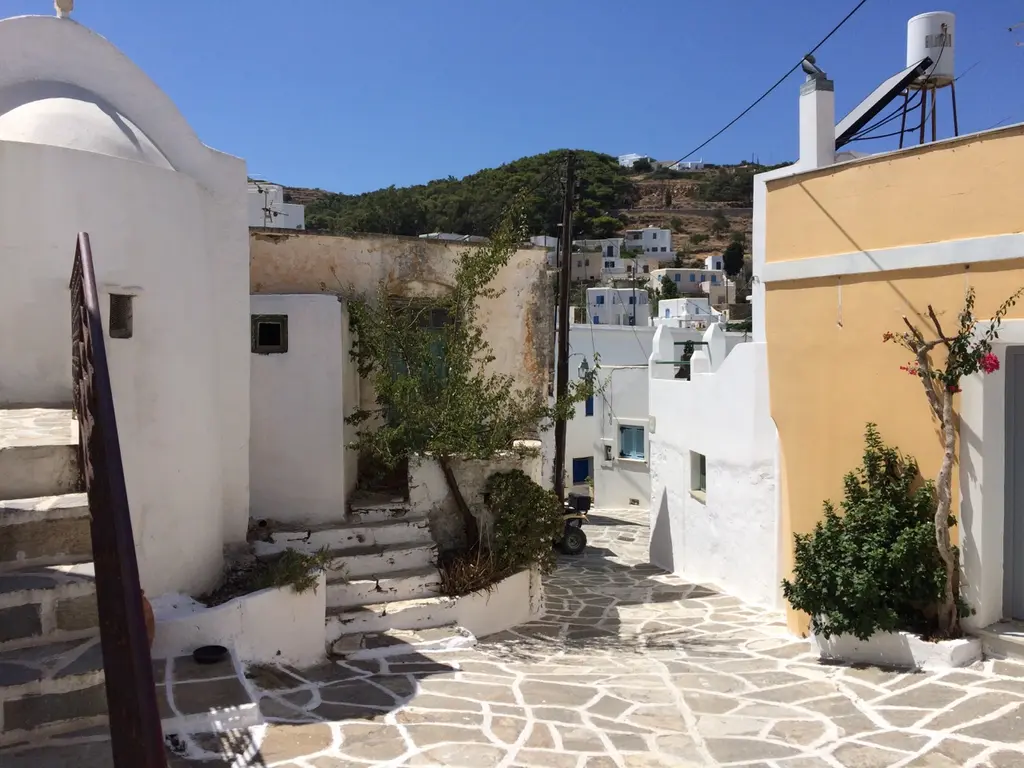 Paros