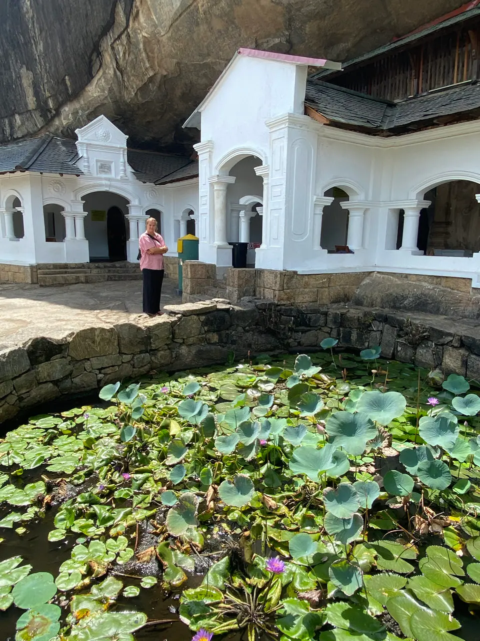 Padeniya