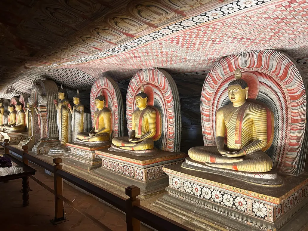 Padeniya